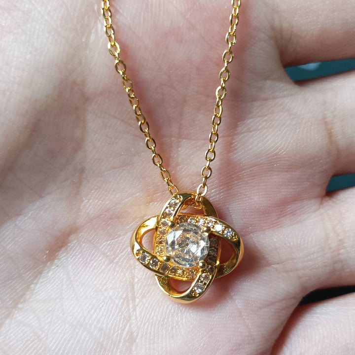 Mama’s Infinity Kette im Lichterkästchen-GOLD